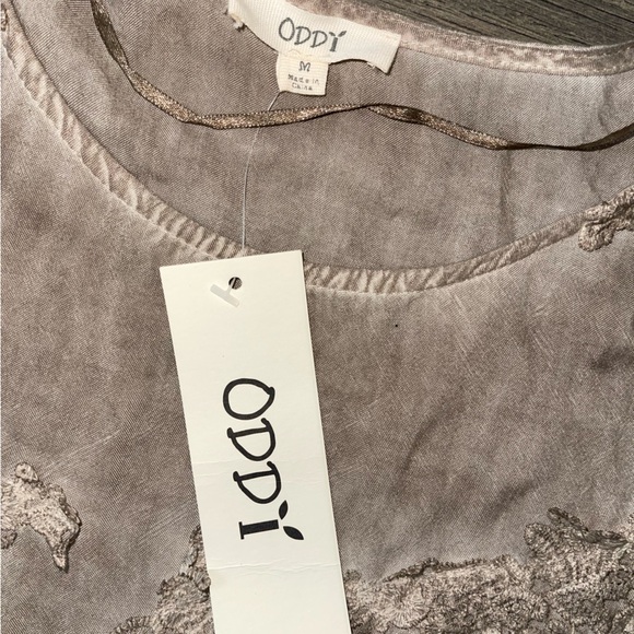 Boho Chic Blouse with Ruffles – Cream Color, Long Sleeves - Picture 3 of 5